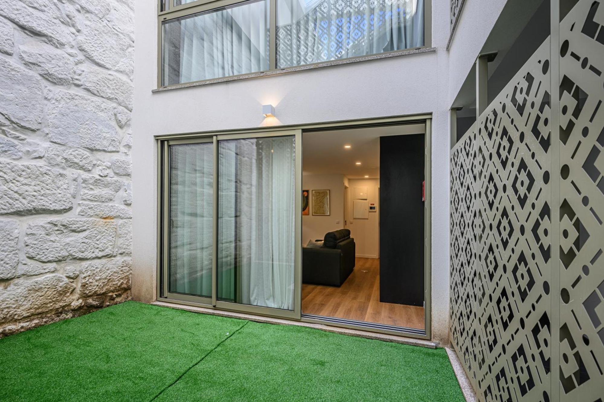 Nax Apartments By Liiiving بورتو المظهر الخارجي الصورة